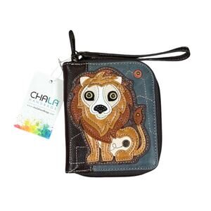 NWT Chala Zip Around Wallet Wristlet 3D Lion Brown Tan Animal Novelty Gift